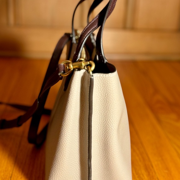 Coach Willow Tote - Picture 3 of 13